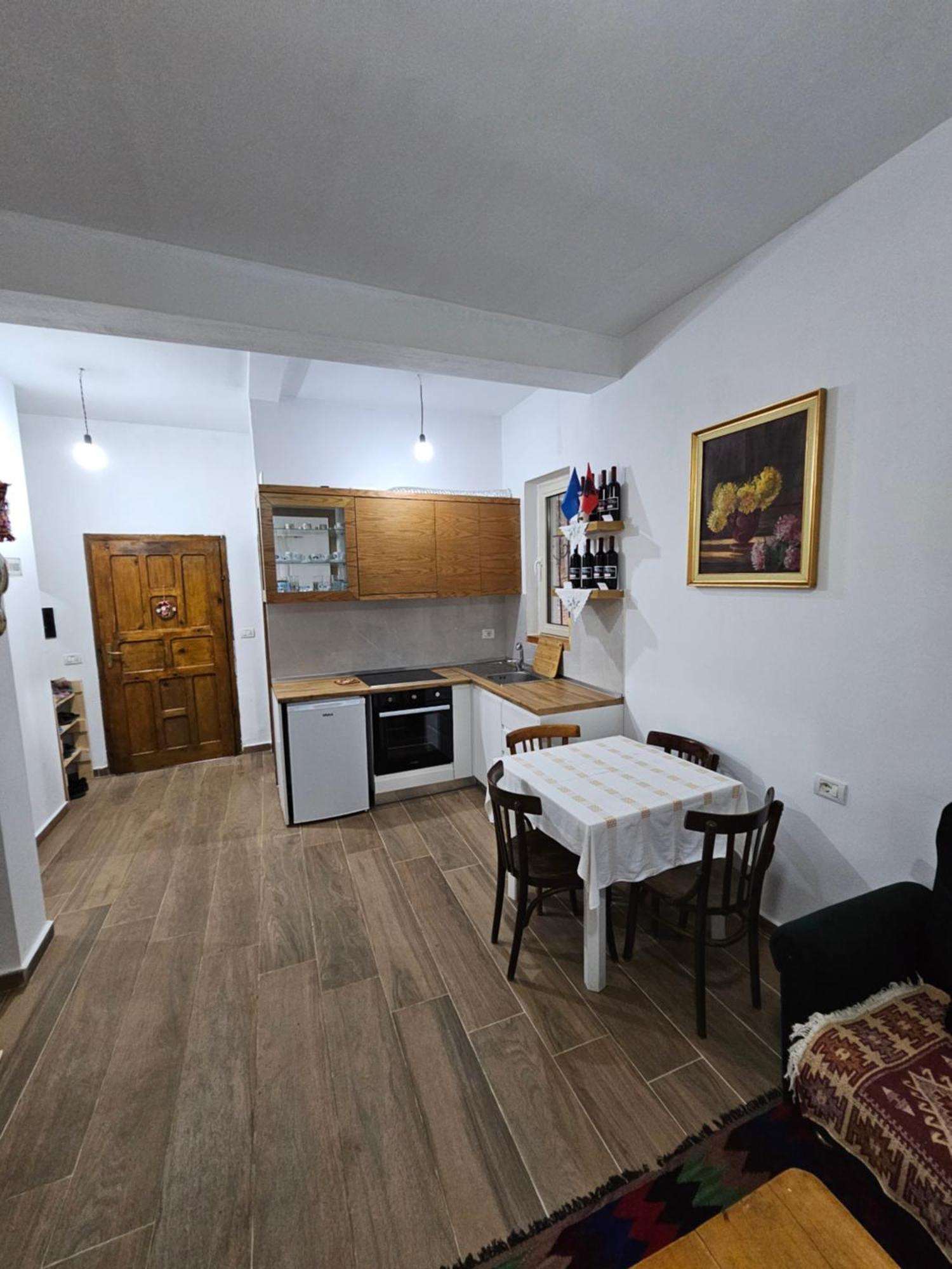 Вилла Bujtinat Skenderi Gjinar 2 Экстерьер фото